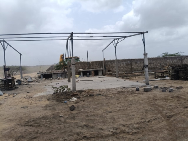 લખપત ખાતે દબાણ હટાવવાની કામગીરી