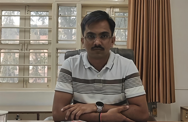 ઉનાળાની ગરમીમાં સાવરકુંડલા મામલતદાર કચેરીની અનોખી પહેલ: હવે જનસેવા કેન્દ્ર સવારે 9 વાગ્યાથી શરૂ