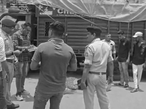 Youth murdered in broad daylight in Meghaninagar area of Ahmedabad