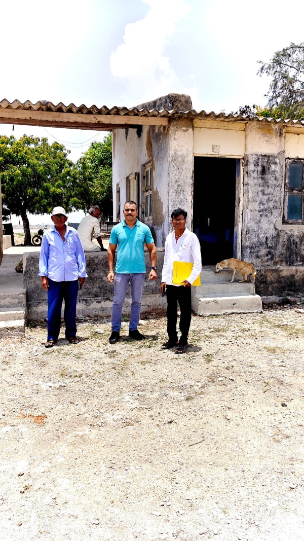 પોરબંદર મદદનીશ શ્રમ આયુક્તની કચેરીદ્વારા મીઠા ઉદ્યોગના કામદારો માટે જાગૃતિ કાર્યક્રમ યોજાયો. પોરબંદર મદદનીશ શ્રમ આયુક્તની કચેરીદ્વારા મીઠા ઉદ્યોગના કામદારો માટે જાગૃતિ કાર્યક્રમ યોજાયો.