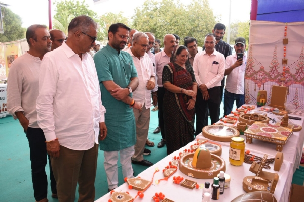 ભૂજ ખાતે યોજાયો પ્રાકૃતિક કૃષિ વર્કશોપ
