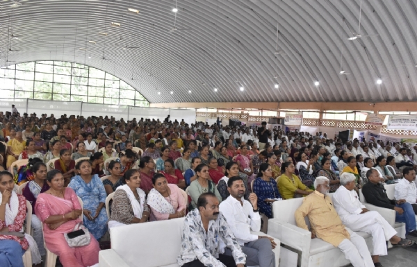 પ્રાકૃતિક કૃષિ પરિસંવાદમાં પ્રેરક સંબોધન