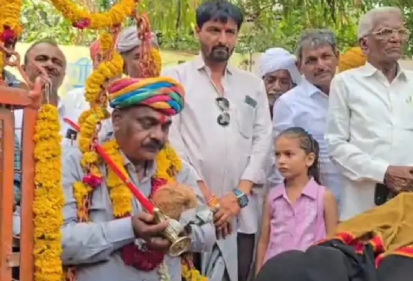 પાટણ APMCના ચેરમેન તરીકે પુનઃ વરાયેલા સ્નેહલભાઈ પટેલનું ખાનપુરડા ગામમાં સમસ્ત ગ્રામજનો દ્વારા વિશેષ સન્માન કરવામાં આવ્યું