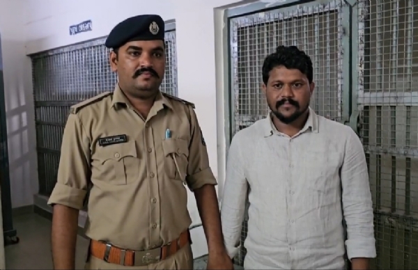 રાજેશ રાઠવા