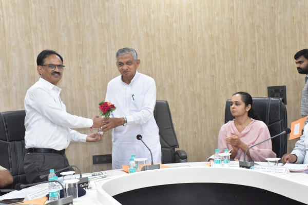 પોરબંદર જિલ્લા આયોજન મંડળની બેઠક યોજાઈ.
