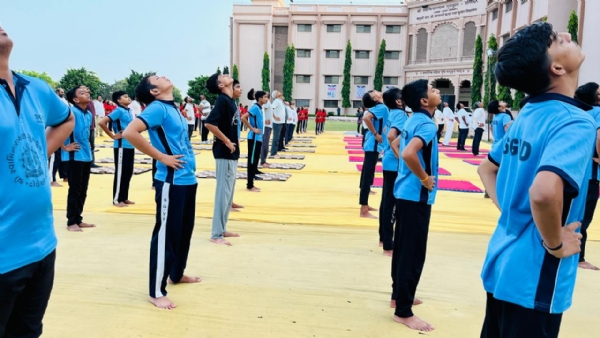 ગીર ગઢડામાં તાલુકા કક્ષાના યોગ દિવસની