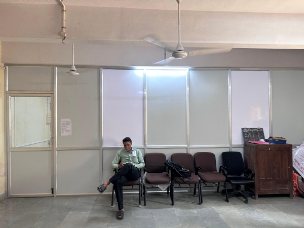 વાલિયા અને નેત્રંગ તાલુકામાં એકજ સબ રજીસ્ટ્રાર હોવાથી ખેડૂતો સહિતના લોકો પરેશાન