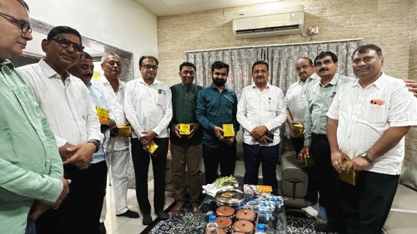 અંકલેશ્વર ખાતે ભાજપના વિશિષ્ટ જનસંપર્ક અભિયાન અંતર્ગત પ્રબુદ્ધ નાગરિકો સાથે સંવાદ યોજાયો