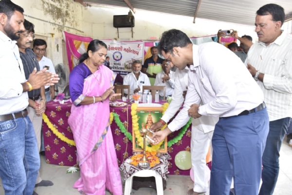 કેશોદના ચર ગામે ભૂલકાઓને હર્ષોલ્લાસ સાથે કરાવ્યો શાળા પ્રવેશ