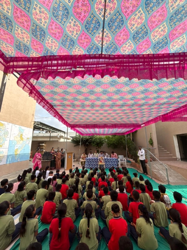બાળકોના ઉજ્જવળ ભવિષ્યના સંકલ્પ સાથે