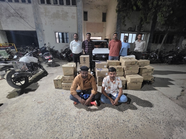 ઊંઝા પોલીસે ₹10.68 લાખના દારૂના જથ્થા સાથે બે આરોપીઓને ઝડપી પાડ્યા ઊંઝા પોલીસે ₹10.68 લાખના દારૂના જથ્થા સાથે બે આરોપીઓને ઝડપી પાડ્યા
