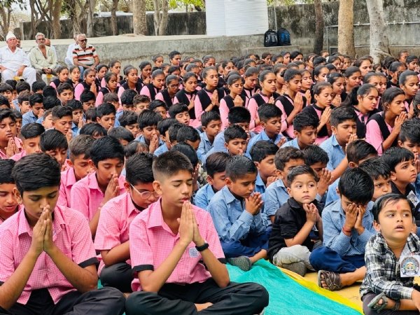 Forest Minister Arjun Modhwadia admitted children to school on the second