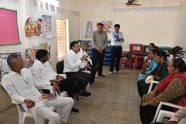 પ્રભારી સચિવ જે. રંજીથ કુમારની ઉપસ્થિતિમાં અર્બુદાનગર, ધાંધુસણ અને પઢારિયામાં શાળા પ્રવેશોત્સવ યોજાયો