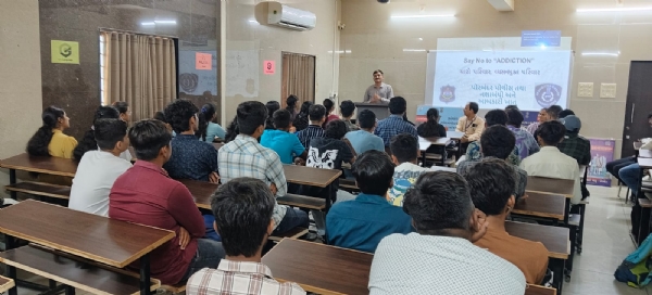 પોરબંદરમાં નશામુક્ત ભારત સપ્તાહની ઉજવણી કરાઈ.