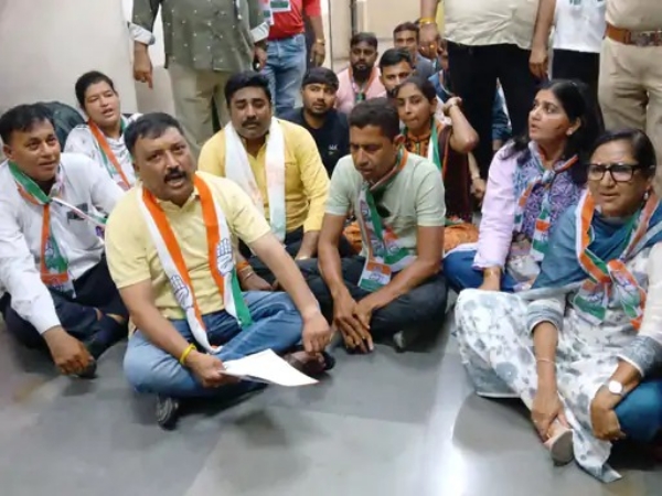 કોંગ્રેસ નો વિરોધ