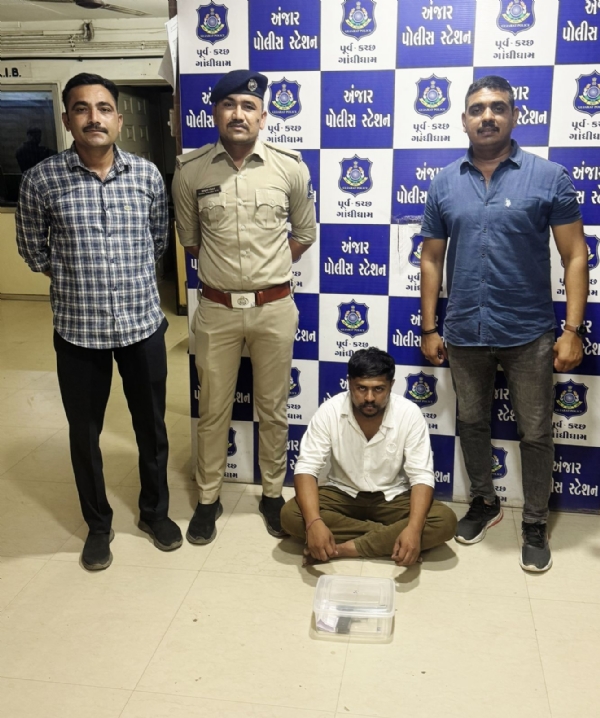 અંજાર તોફાન કેસના આરોપી