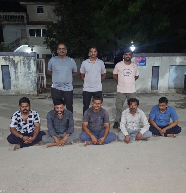 જુગાર રમતા આરોપી