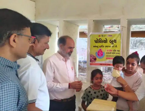 વિજાપુર તાલુકામાં પલ્સ પોલિયો અભિયાનનો પ્રારંભ, 130 બુથ પર બાળકોને અપાશે રસી