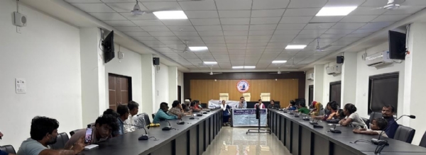 પોરબંદર મહાનગરપાલિકા સભાખંડમાં પી.એમ. સ્વનિધી મહોત્સવ અંતર્ગત સેમિનાર યોજાયો.