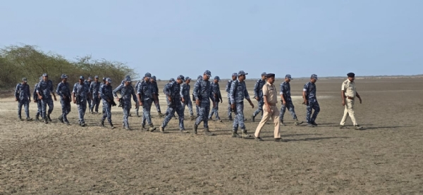 મરીન ટાસ્ક ફોર્સનું સર્ચ ઓપરેશન