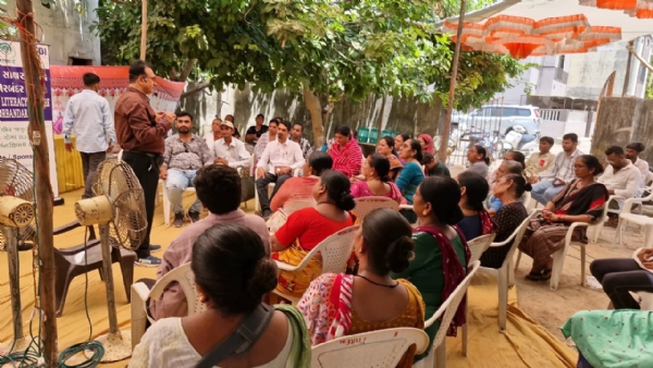 પોરબંદર મહાનગરપાલિકા દ્વારા ઝુરીબાગથી પી.એમ. સ્વનિધિ મહોત્સવનો પ્રારંભ.