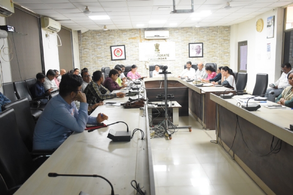 આરોગ્ય વિભાગની વિવિધ સમિતિઓની સમીક્ષા બેઠક યોજાઈ.