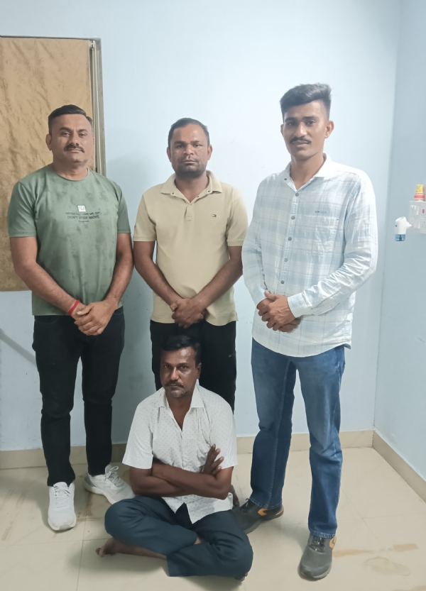 મહેસાણા કોર્ટના સજા પામેલા નાસતા આરોપીને બી-ડિવિઝન પોલીસે ઝડપી જેલ હવાલે કર્યો