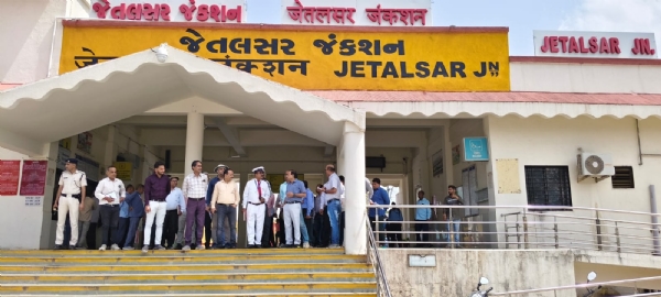 ધોળા–જેતપુર–જેતલસર–ઉપલેટા–ભાયાવદર–વાંસજાળિયા સેક્શનનું વિન્ડો ટ્રેલિંગ તથા સંરક્ષા નિરીક્ષણ