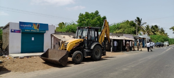 નાના વરનોરા માં દબાણ હટાવવાની કામગીરી