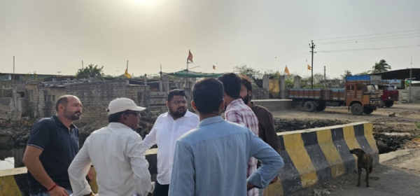 પોરબંદરના લકડી બંદર અને મચ્છી માર્કેટ વિસ્તારમાં  વરસાદી પાણીના નિકાલ અંગે  નિર્દેશ.