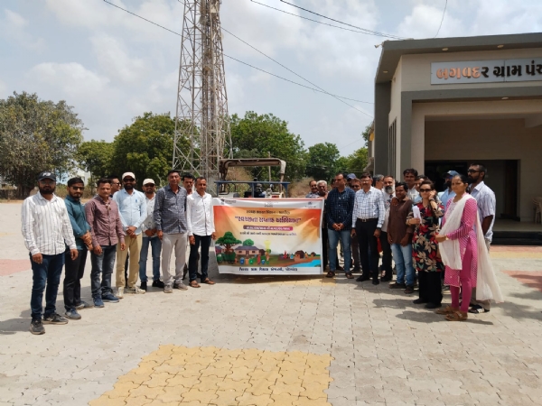 જિલ્લાની વિવિધ શાળાઓમાં સ્વચ્છતા રેલી યોજાઈ. જિલ્લાની વિવિધ શાળાઓમાં સ્વચ્છતા રેલી યોજાઈ.