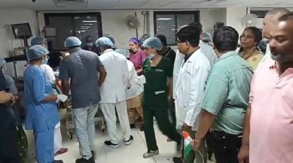 માનવતા બતાવી