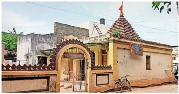 અષાઢી બીજે પોરબંદરના જગન્નાથજી મંદિરે વિશેષ દર્શન, ભગવાન નિજ મંદિરમાં રથ પર બિરાજમાન થશે.