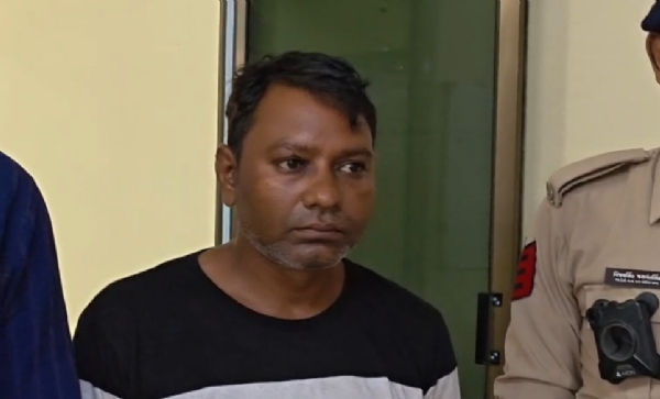 આરોપી આરોપી