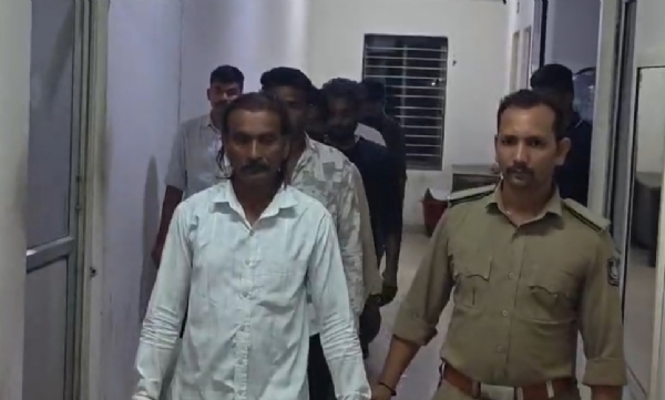 આરોપી આરોપી