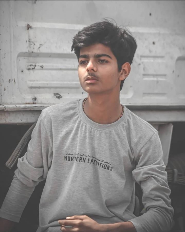 મૃતક યુવાન મૃતક યુવાન