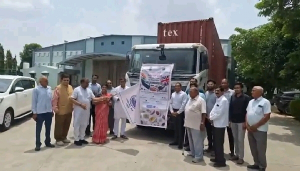 એશિયાના સૌથી મોટા મસાલા હબ ઊંઝાથી યુકે માટે મસાલાનું પ્રથમ કન્ટેનર રવાના એશિયાના સૌથી મોટા મસાલા હબ ઊંઝાથી યુકે માટે મસાલાનું પ્રથમ કન્ટેનર રવાના