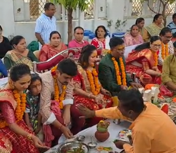પાટણમાં રથયાત્રા પૂર્વે ભગવાન જગન્નાથનો મહાઅભિષેક ભક્તિભાવ સાથે યોજાયો. પાટણમાં રથયાત્રા પૂર્વે ભગવાન જગન્નાથનો મહાઅભિષેક ભક્તિભાવ સાથે યોજાયો.