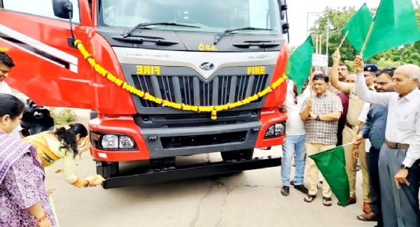સાવરકુંડલાને મળ્યું આધુનિક ફાયર વોટર બ્રાઉઝર, ધારાસભ્ય મહેશભાઈ કસવાળાના હસ્તે લોકાર્પણ સાવરકુંડલાને મળ્યું આધુનિક ફાયર વોટર બ્રાઉઝર, ધારાસભ્ય મહેશભાઈ કસવાળાના હસ્તે લોકાર્પણ