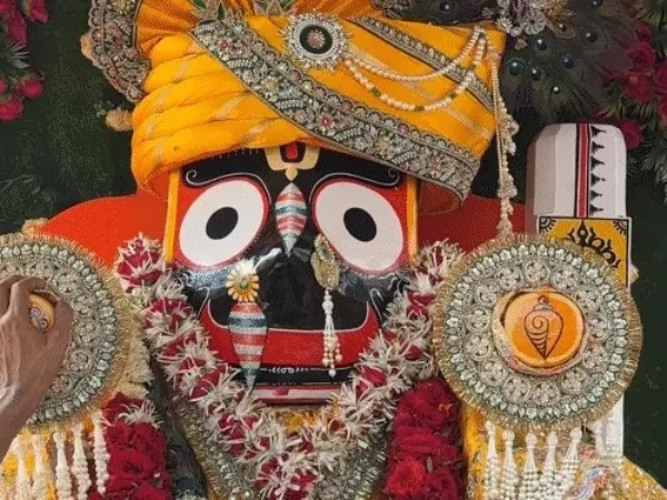 Chants of Jai Ranchhod Makhanchor echoed in Rajkot, Lord Jagannathji went out on a city tour Chants of Jai Ranchhod Makhanchor echoed in Rajkot, Lord Jagannathji went out on a city tour