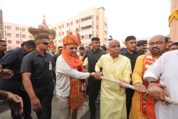 cm rathpulling rath Lord Jagannaths Rath Yatra cm rathpulling rath Lord Jagannaths Rath Yatra