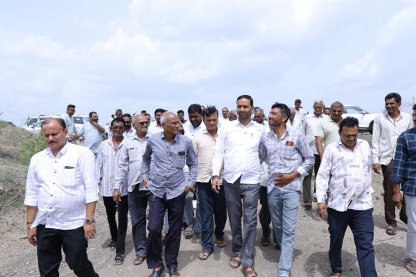 ભુખલીસાંથળી તળાવમાં નવા નીરના વધામણા: કૌશિક વેકરિયાએ કહ્યું – જળસંચયથી ખેડૂતો અને ગામના વિકાસને મળશે નવી દિશા ભુખલીસાંથળી તળાવમાં નવા નીરના વધામણા: કૌશિક વેકરિયાએ કહ્યું – જળસંચયથી ખેડૂતો અને ગામના વિકાસને મળશે નવી દિશા