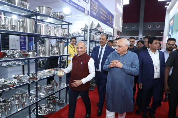 અમદાવાદ ખાતે કાર્યક્રમ યોજાયો અમદાવાદ ખાતે કાર્યક્રમ યોજાયો