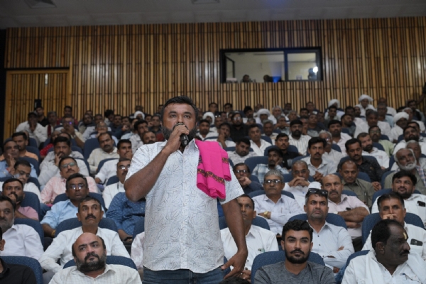 ખેડૂત પરિસંવાદ કાર્યક્રમ ખેડૂત પરિસંવાદ કાર્યક્રમ