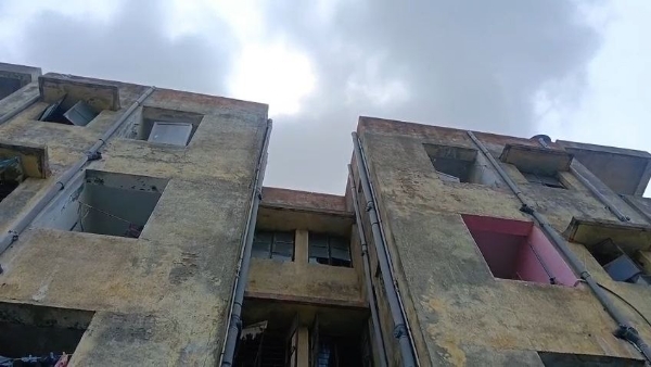 સરકારી બિલ્ડીંગ સરકારી બિલ્ડીંગ