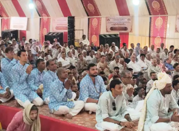 રાધનપુરમાં આરાધનામય ચાતુર્માસનો પ્રારંભ, જૈન-મુસ્લિમ એકતાનો સંદેશ રાધનપુરમાં આરાધનામય ચાતુર્માસનો પ્રારંભ, જૈન-મુસ્લિમ એકતાનો સંદેશ