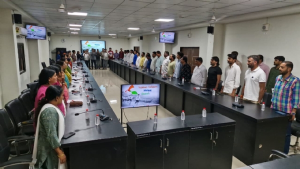 પોરબંદર મહાનગરપાલિકાના મેયરના અધ્યક્ષ સ્થાને જનરલ બોર્ડની બેઠક યોજાઇ. પોરબંદર મહાનગરપાલિકાના મેયરના અધ્યક્ષ સ્થાને જનરલ બોર્ડની બેઠક યોજાઇ.