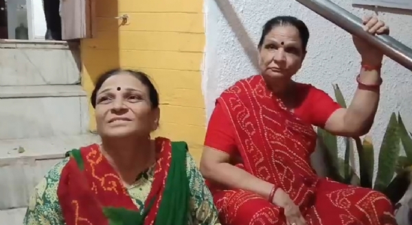 મહિલા મહિલા