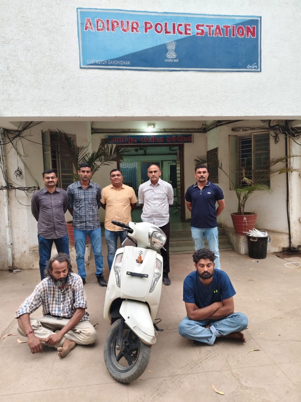 વાહન ચોરી કેસના આરોપીઓ વાહન ચોરી કેસના આરોપીઓ