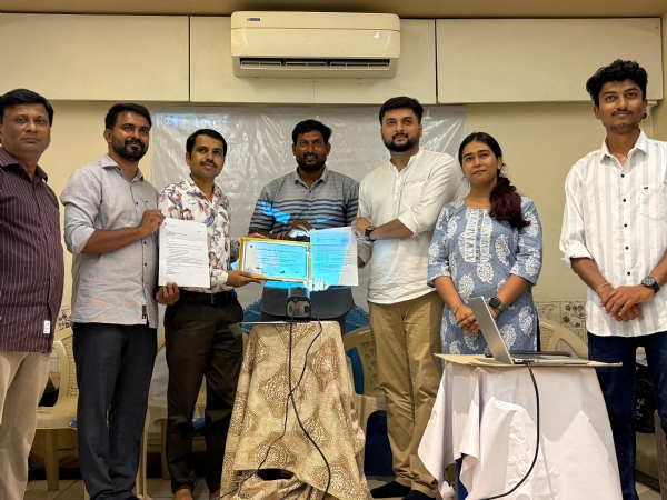 દરિયાઈ સંરક્ષણ માટે પોરબંદર- વેરાવળના માછીમારો અને WWF India વચ્ચે ઐતિહાસિક કરાર. દરિયાઈ સંરક્ષણ માટે પોરબંદર- વેરાવળના માછીમારો અને WWF India વચ્ચે ઐતિહાસિક કરાર.